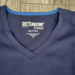 Grey's Anatomy by Barco, Women's Active Scrubs Top, Navy Blue, Size Small